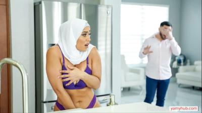Mulheres muçulmanas hijabi peitos grandes bunda grande carmela clutch cavalga no pau do dono da casa